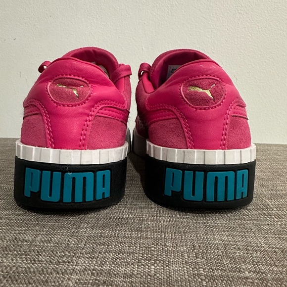 Puma Pink Sneakers with Suede Upper and Chunky Sole - Picture 3 of 5